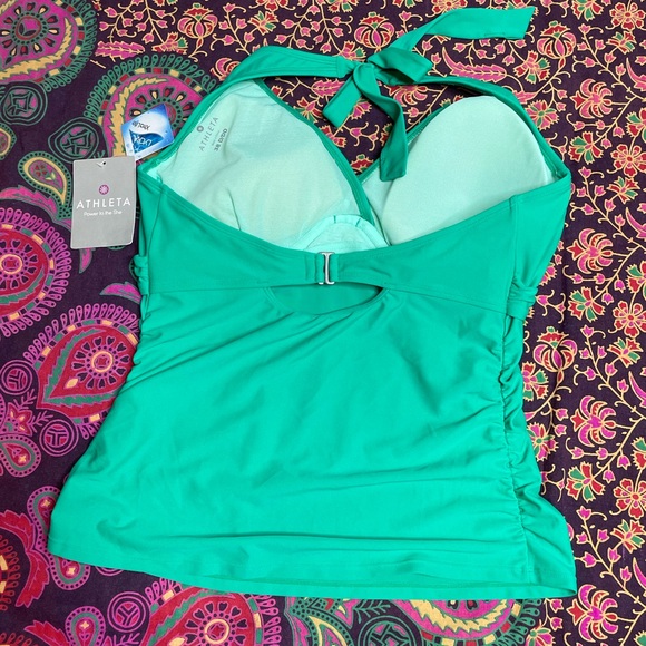 Athleta Green Halter Swimsuit top - Picture 4 of 6